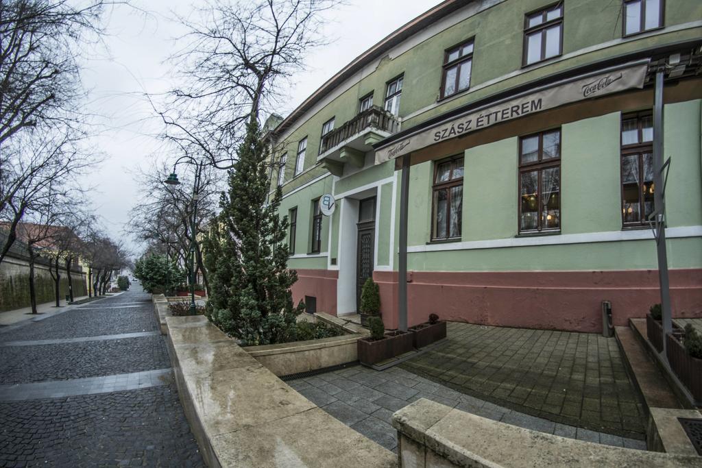 Belvárosi Vendégház Szekszárd Exterior foto